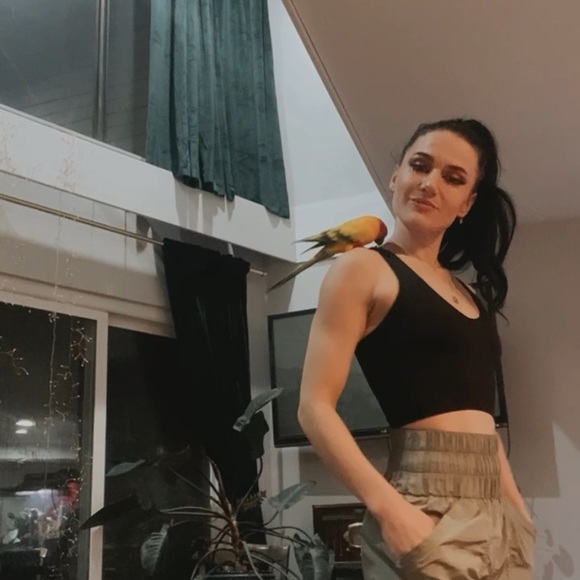 Meet your Posher, Jess - Picture 8 of 15